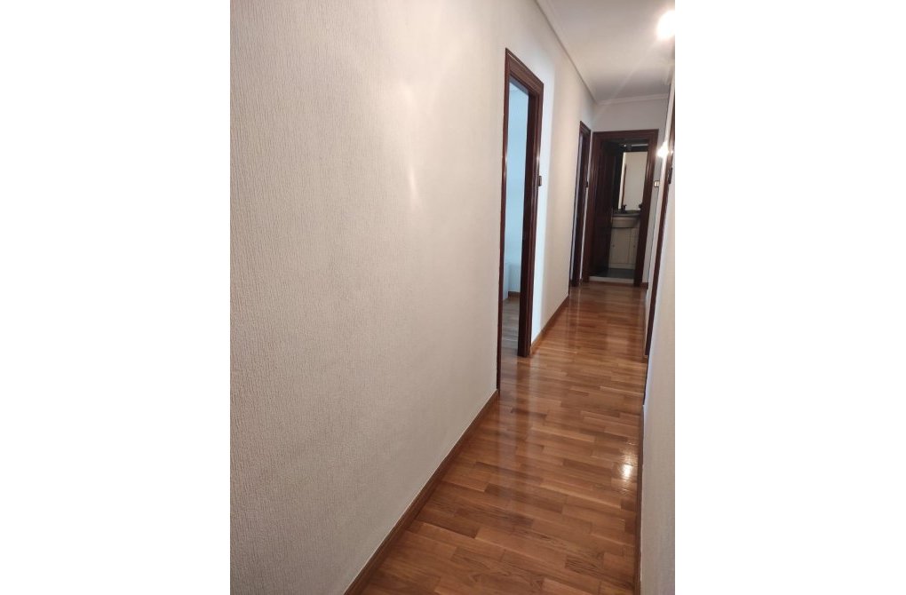 Resale - Apartment - Oviedo - C. naranco