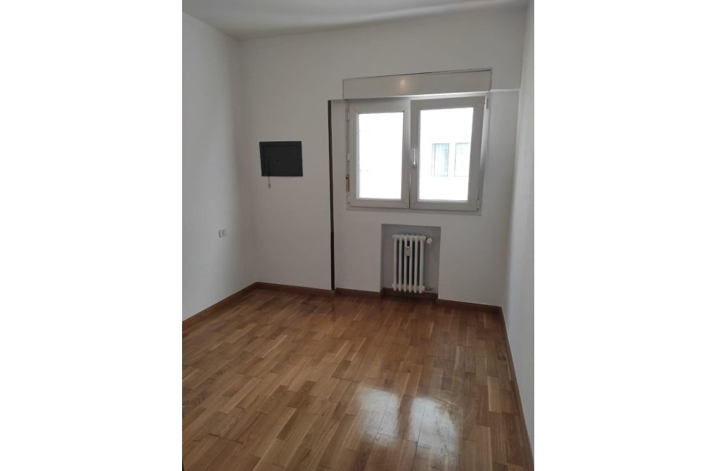 Resale - Apartment - Oviedo - C. naranco