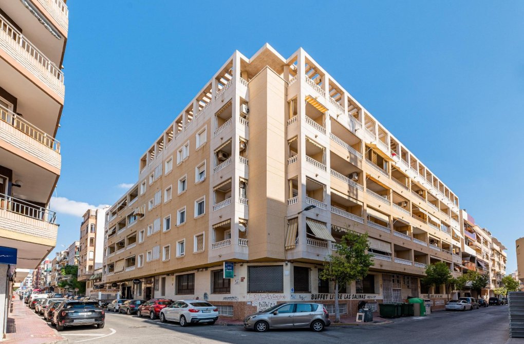 Resale - Apartment - Torrevieja - Estacion de autobuses