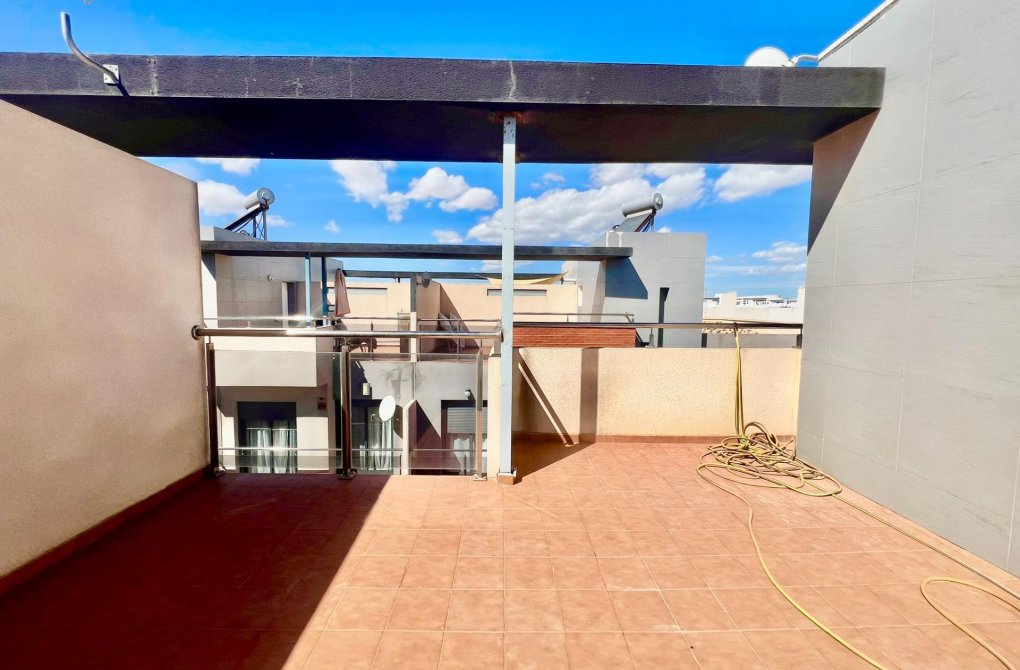 Resale - Triplex - Torrevieja - Sector 25