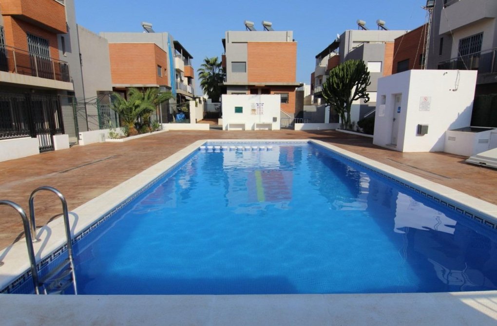 Resale - Triplex - Torrevieja - Sector 25