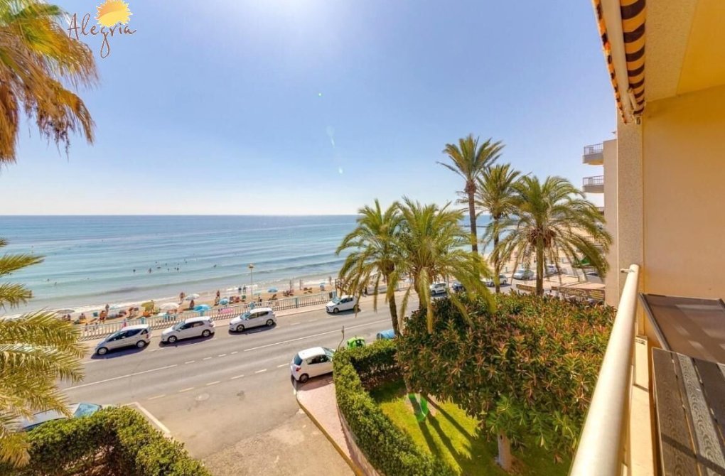 Resale - Apartment - Torrevieja - Aldea del mar