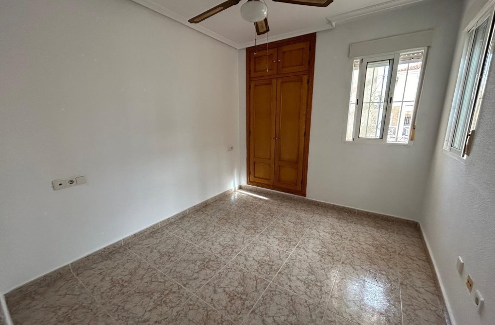 Resale - Terraced house - Orihuela Costa - Playa Flamenca Norte