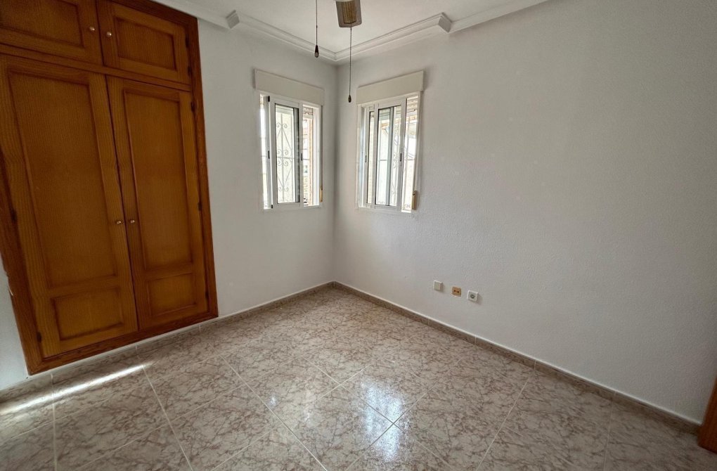 Resale - Terraced house - Orihuela Costa - Playa Flamenca Norte