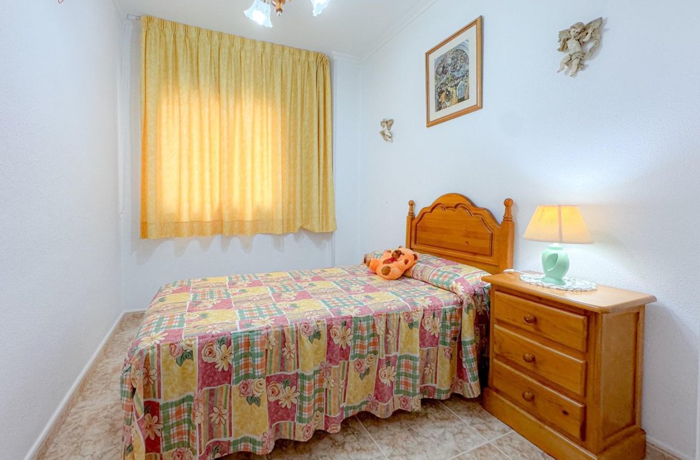 Resale - Apartment - Torrevieja - Playa del cura