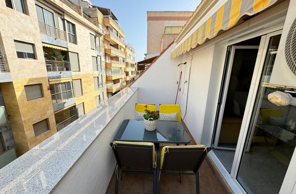 Resale - Penthouse - Torrevieja - Paseo maritimo