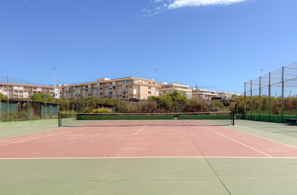 Resale - Bungalow - Torrevieja - Parque las naciones