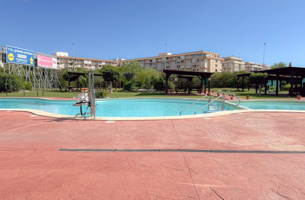 Resale - Bungalow - Torrevieja - Parque las naciones