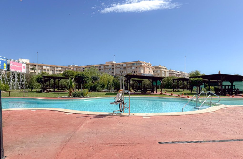 Resale - Bungalow - Torrevieja - Parque las naciones