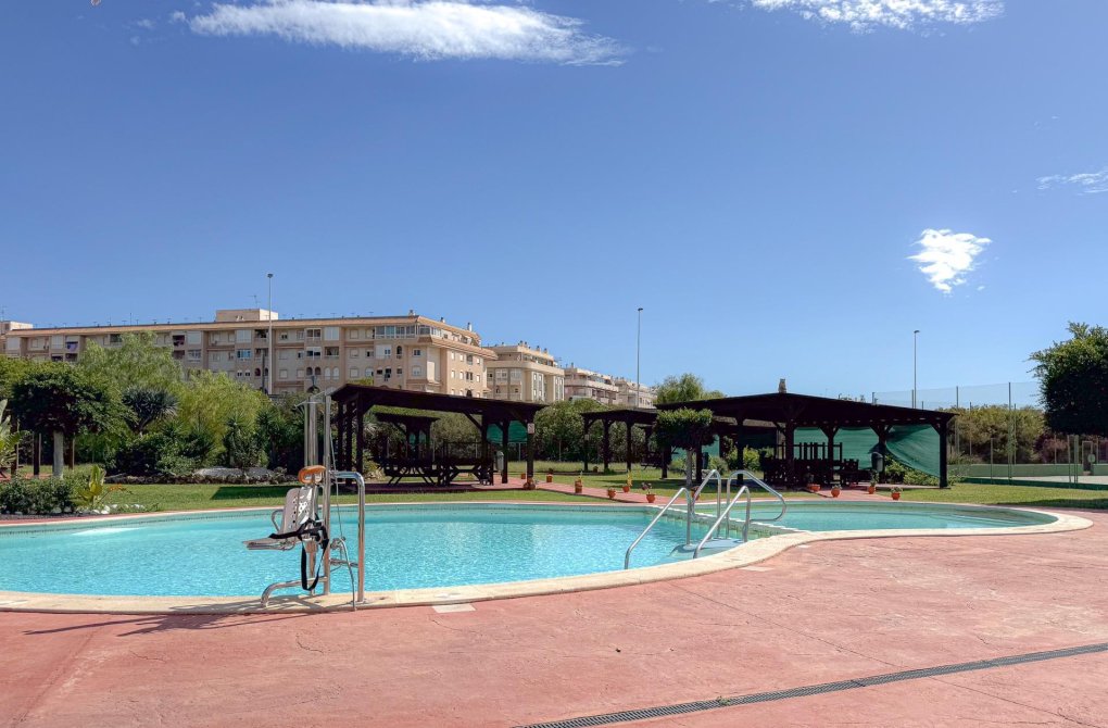 Resale - Bungalow - Torrevieja - Parque las naciones