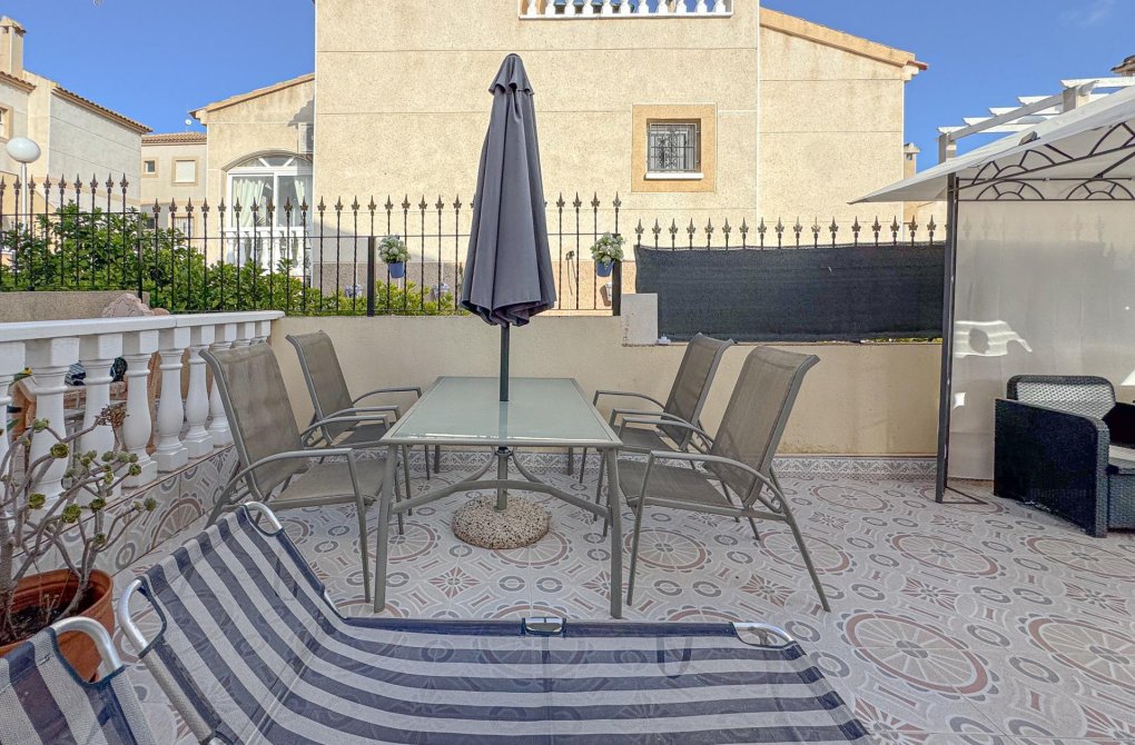 Resale - Villa - Orihuela Costa - Los Altos