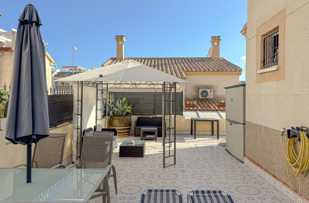 Resale - Villa - Orihuela Costa - Los Altos