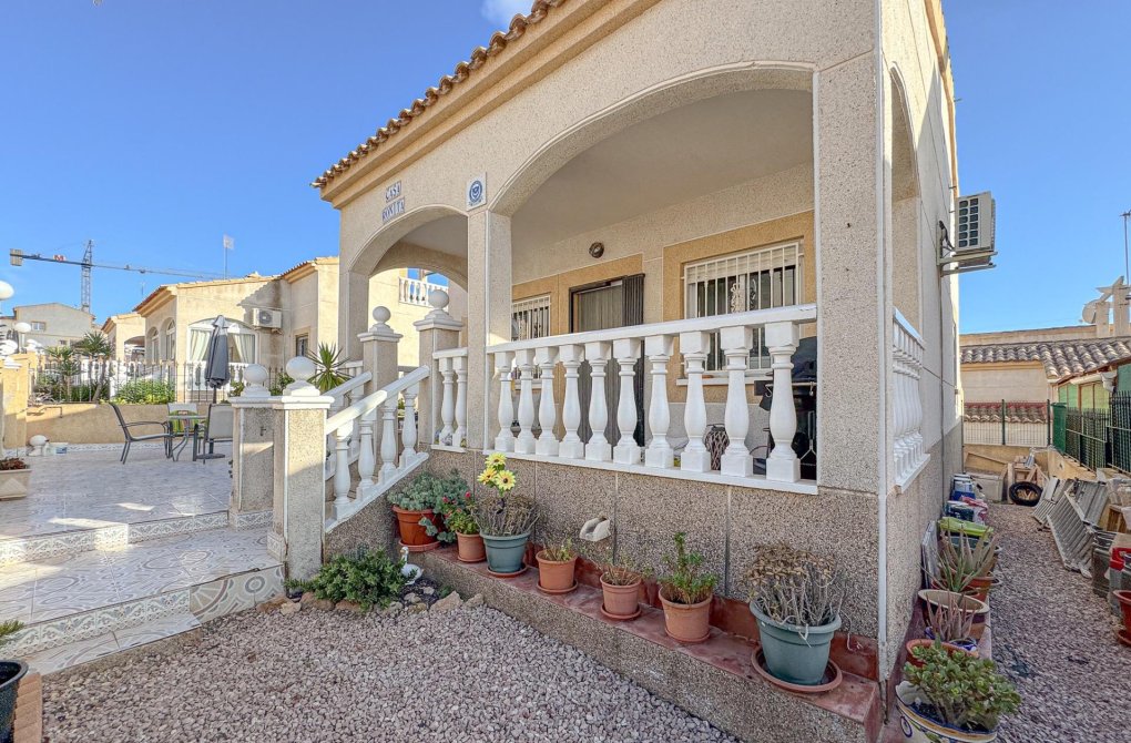 Resale - Villa - Orihuela Costa - Los Altos