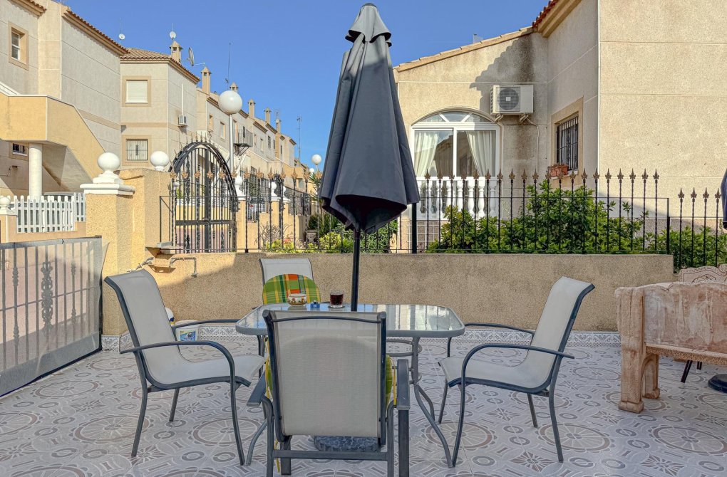 Resale - Villa - Orihuela Costa - Los Altos