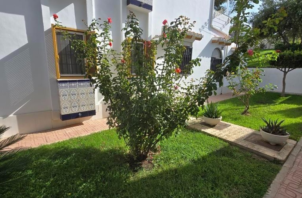 Resale - Bungalow - Torrevieja - Torreblanca