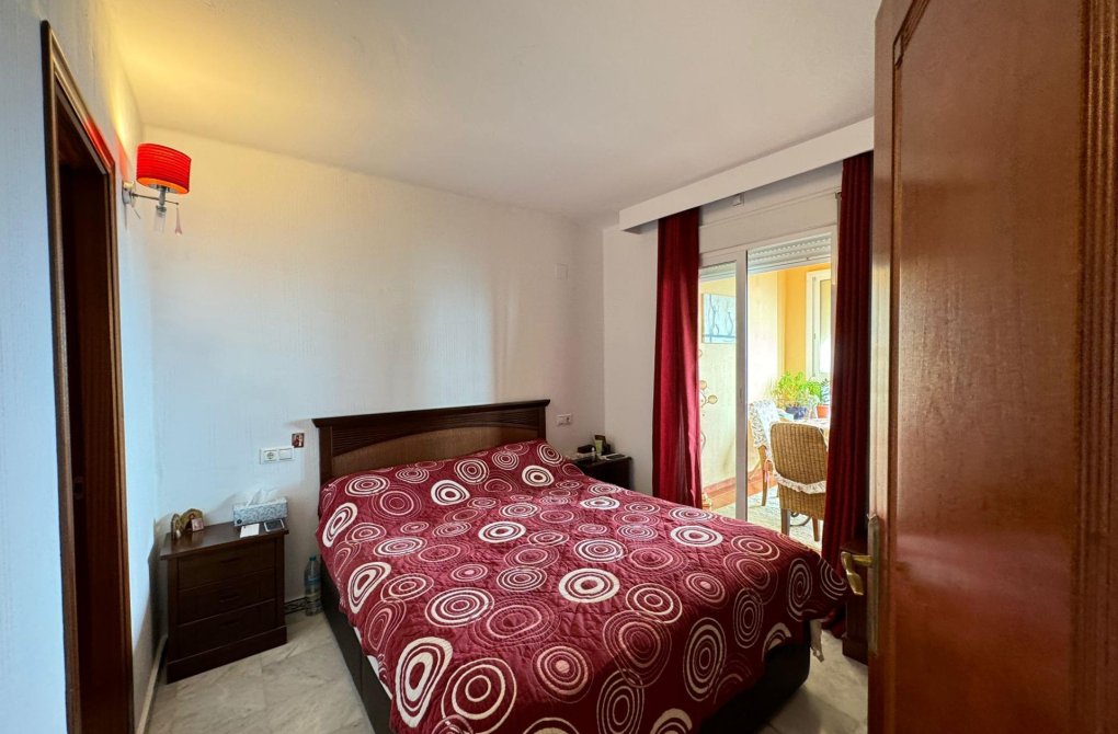 Resale - Apartment - Torrevieja - Los Frutales