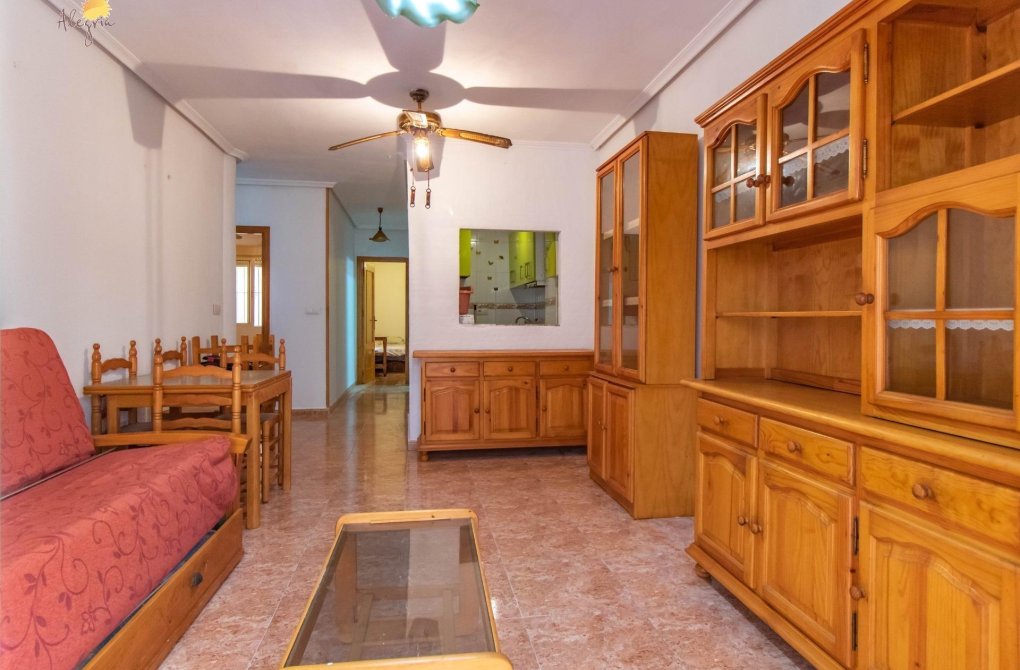 Resale - Apartment - Torrevieja - Playa del cura