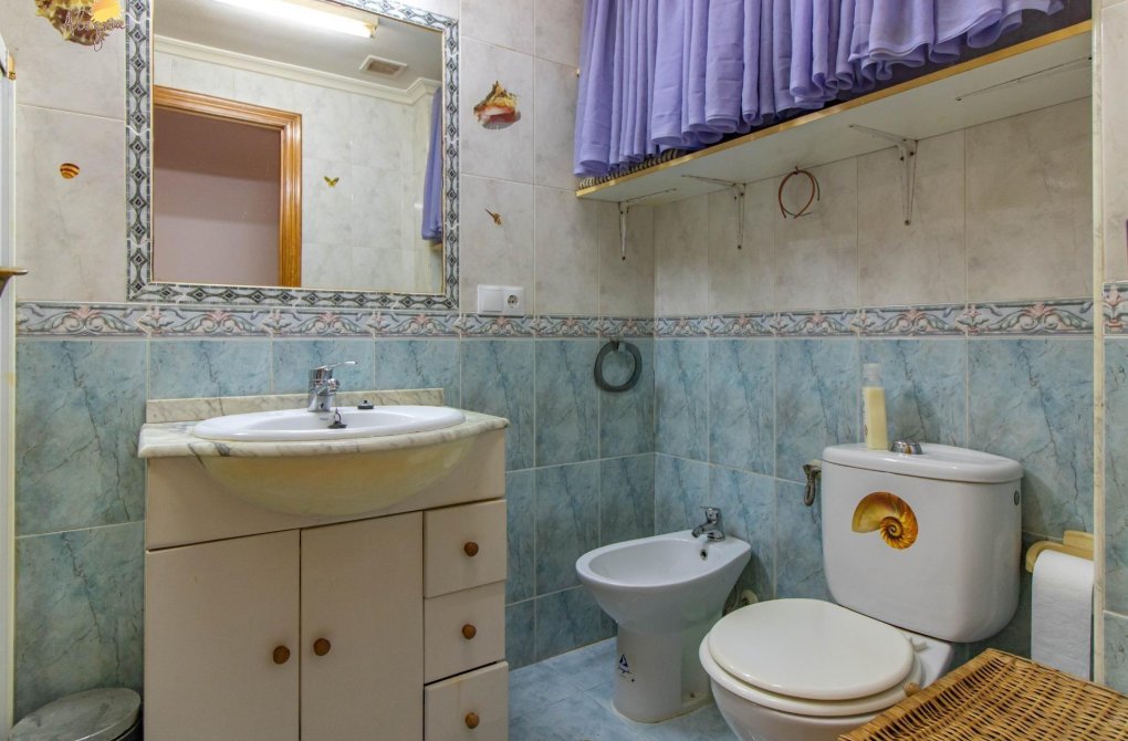 Resale - Apartment - Torrevieja - Playa del cura