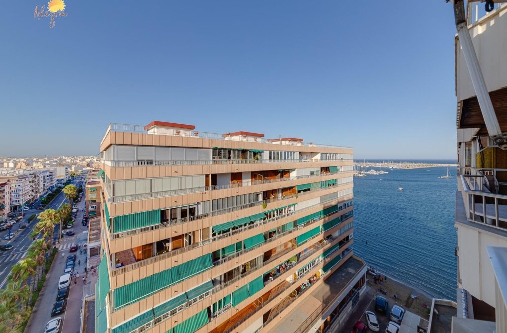 Resale - Apartment - Torrevieja - Acequion