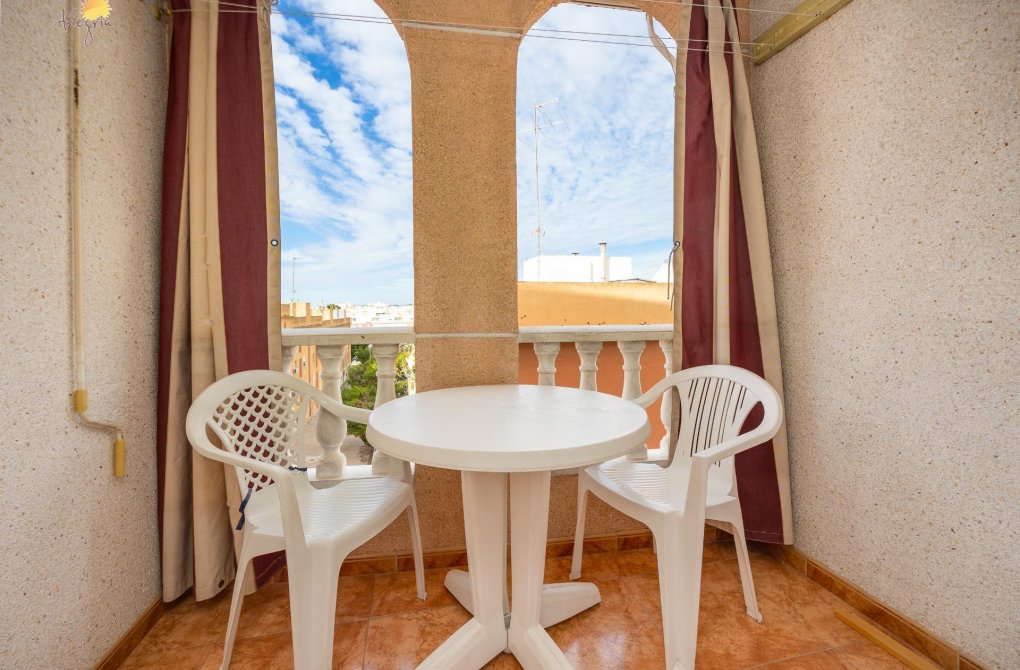 Resale - Apartment - Torrevieja - Parque las naciones