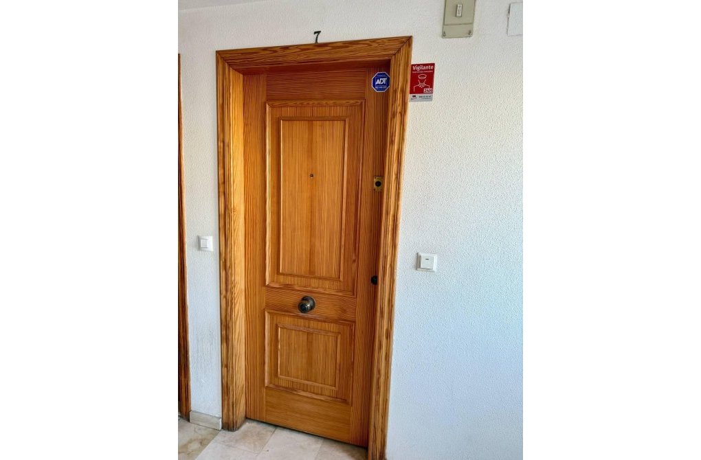 Resale - Apartment - Torrevieja - Playa del cura