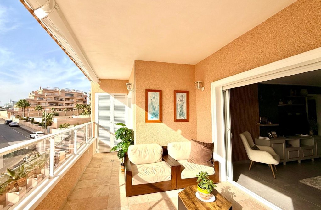 Resale - Apartment - Orihuela Costa - Villamartín-Las Filipinas