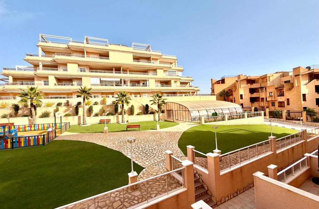 Resale - Apartment - Orihuela Costa - Villamartín-Las Filipinas