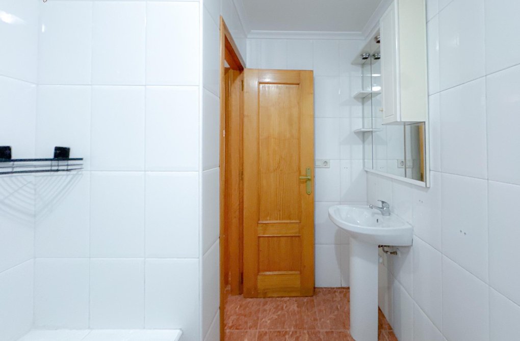 Resale - Apartment - Torrevieja - Playa del cura