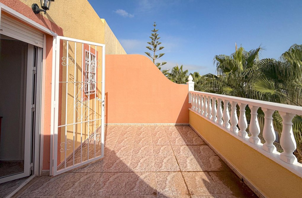 Resale - Terraced house - Orihuela Costa - Las Filipinas