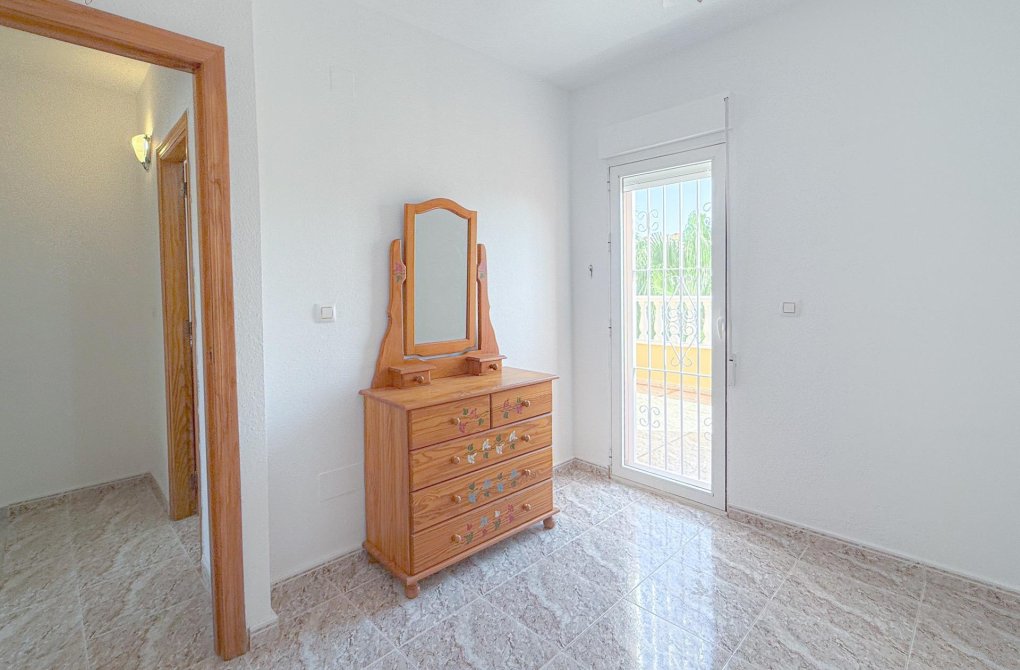 Resale - Terraced house - Orihuela Costa - Las Filipinas