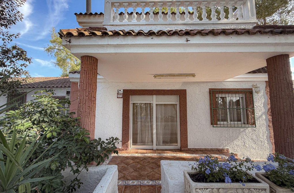 Resale - Villa - Orihuela - Desamparados-Hurchillo-Torremendo