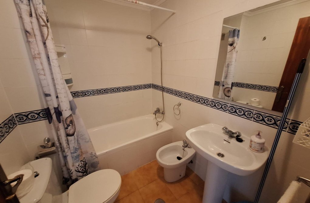  - Apartament - Torrevieja - Calas blanca