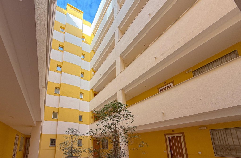 Resale - Apartment - Torrevieja - Torreblanca