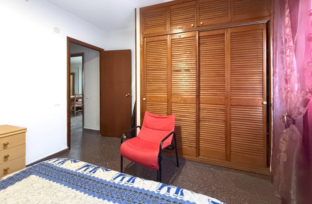 Resale - Apartment - Torrevieja - Playa del cura