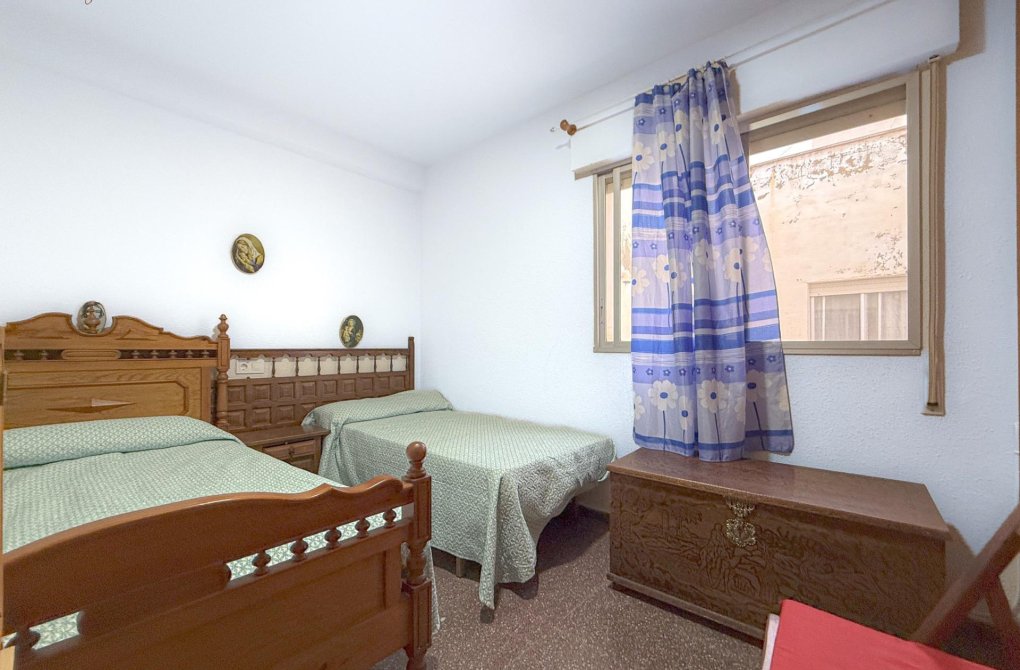 Resale - Apartment - Torrevieja - Playa del cura