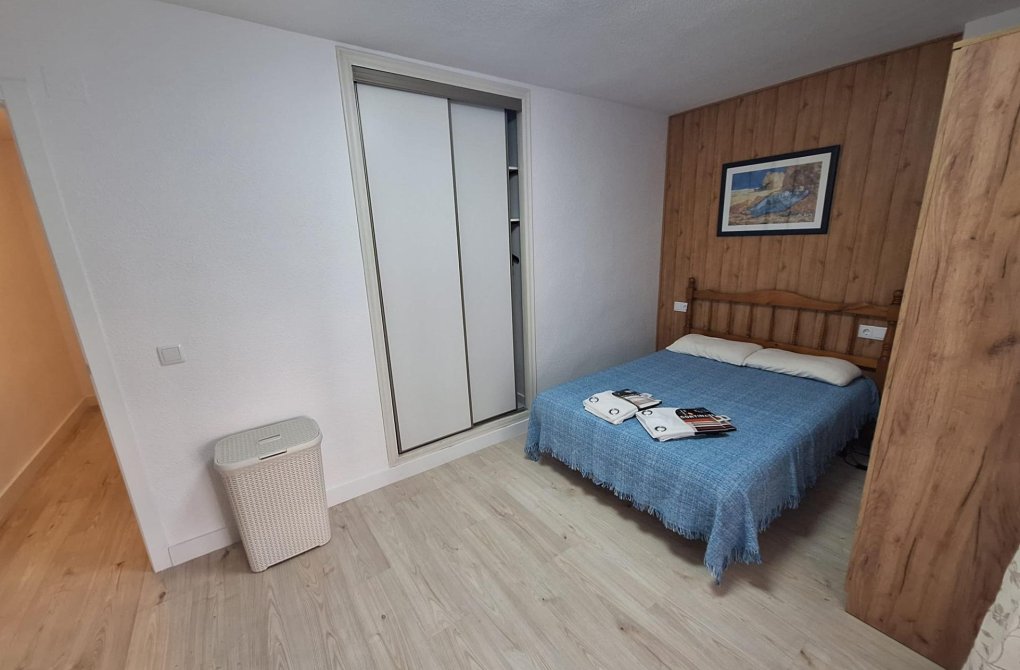  - Apartment - Torrevieja - Acequion