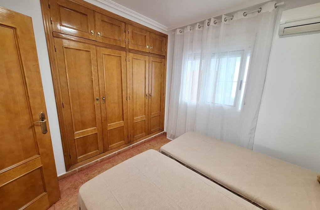 Resale - Bungalow - Orihuela Costa - Rocio del Mar