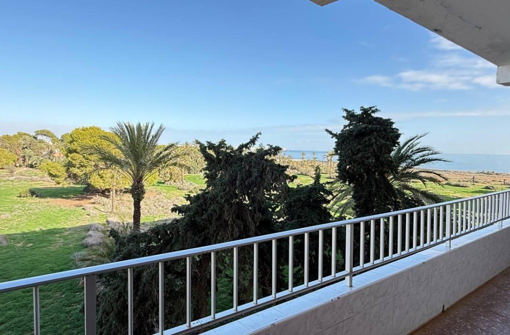 Resale - Apartment - Torrevieja - Punta prima