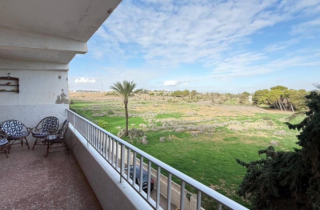 Resale - Apartment - Torrevieja - Punta prima