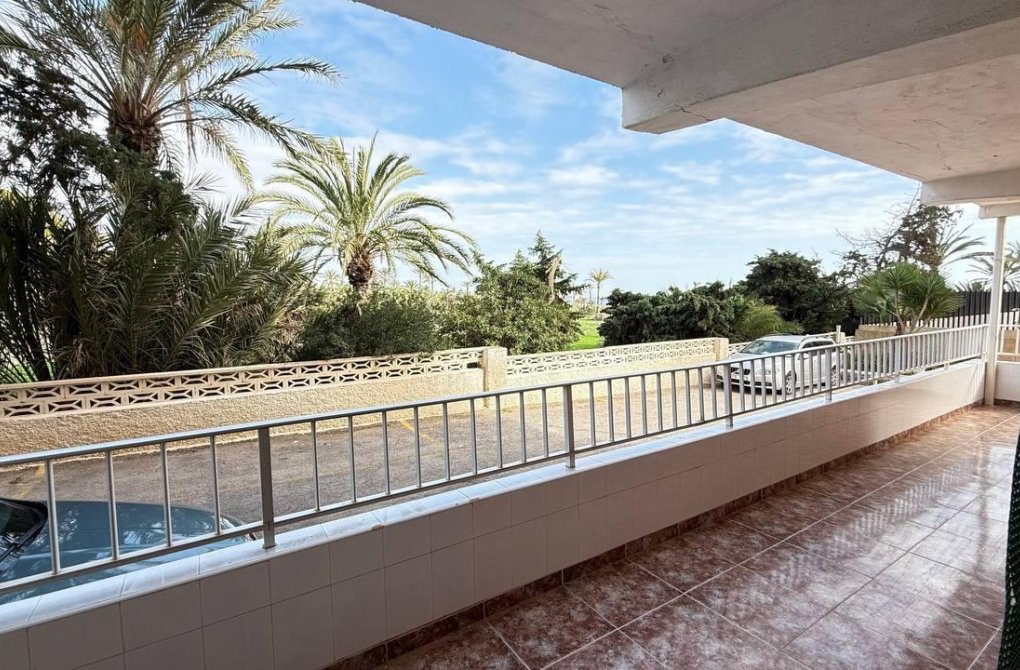 Resale - Ground Floor - Torrevieja - Punta prima