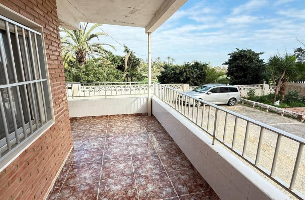 Resale - Ground Floor - Torrevieja - Punta prima