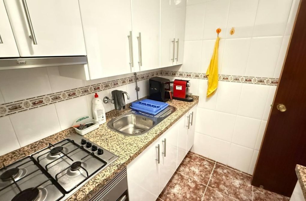 Resale - Ground Floor - Torrevieja - Punta prima