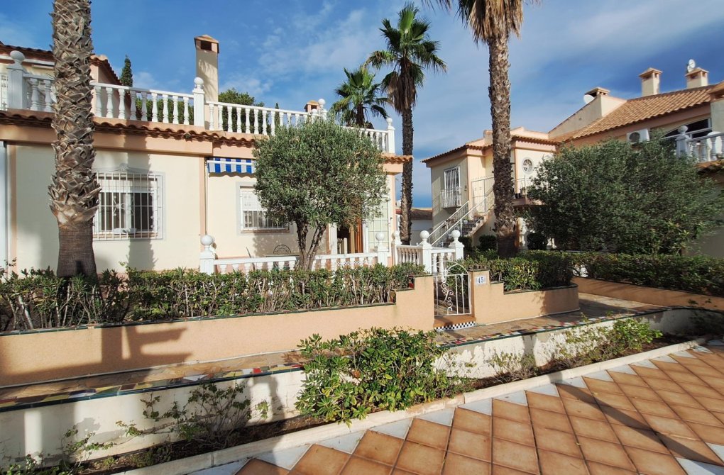 Resale - Bungalow - Torrevieja - Los Balcones - Los Altos del Edén