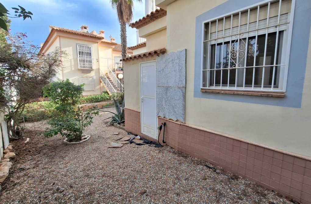 Resale - Bungalow - Torrevieja - Los Balcones - Los Altos del Edén