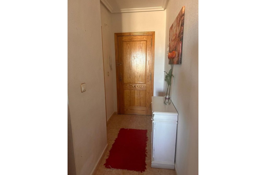 Resale - Apartment - Torrevieja - Centro