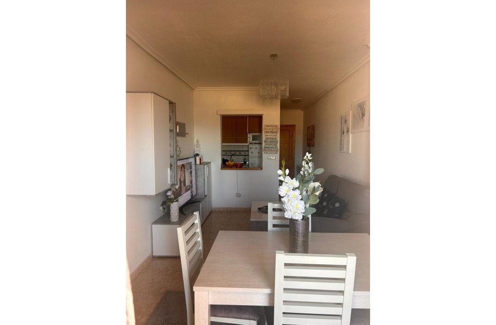 Resale - Apartment - Torrevieja - Centro