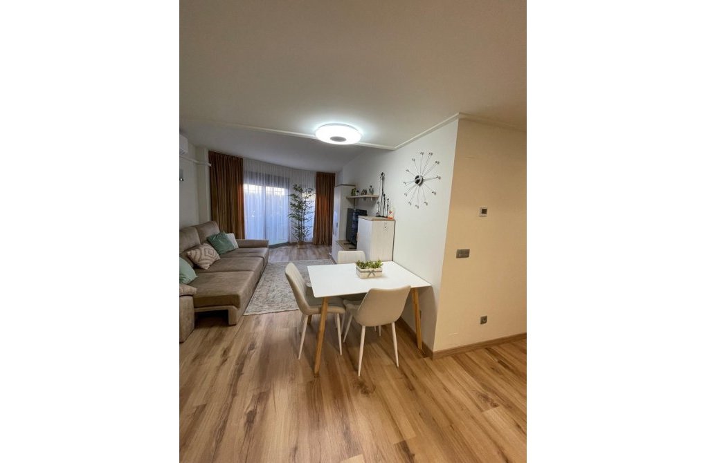 Resale - Bungalow - Torrevieja - La veleta