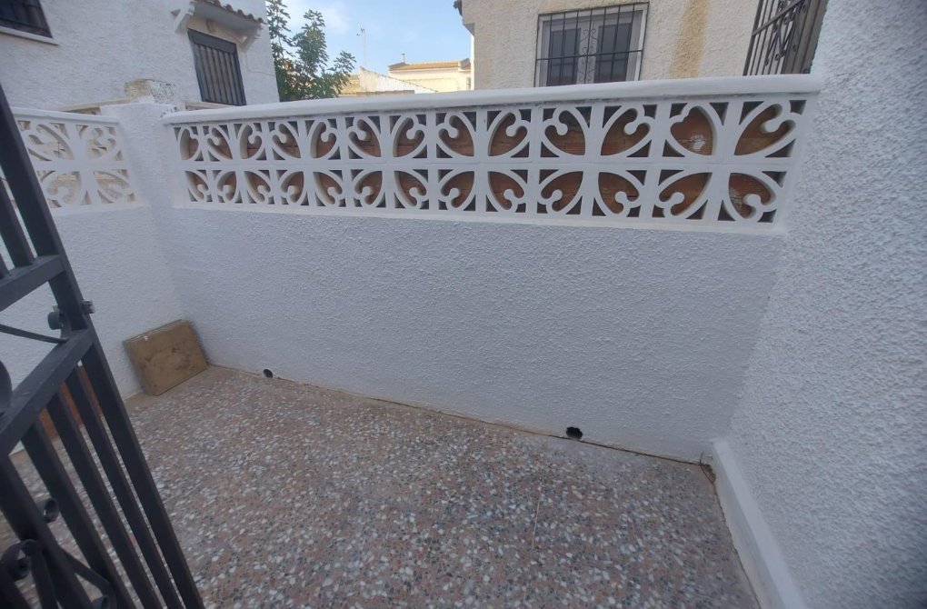 Resale - Terraced house - Orihuela Costa - La Florida