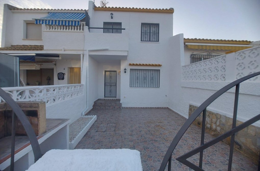 Resale - Terraced house - Orihuela Costa - La Florida