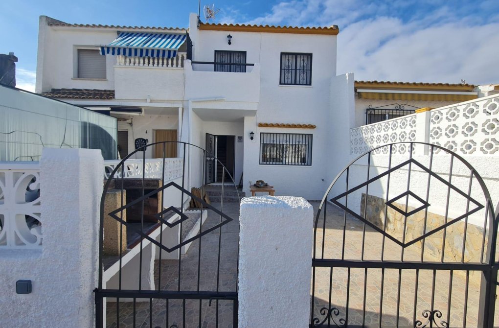 Resale - Terraced house - Orihuela Costa - La Florida